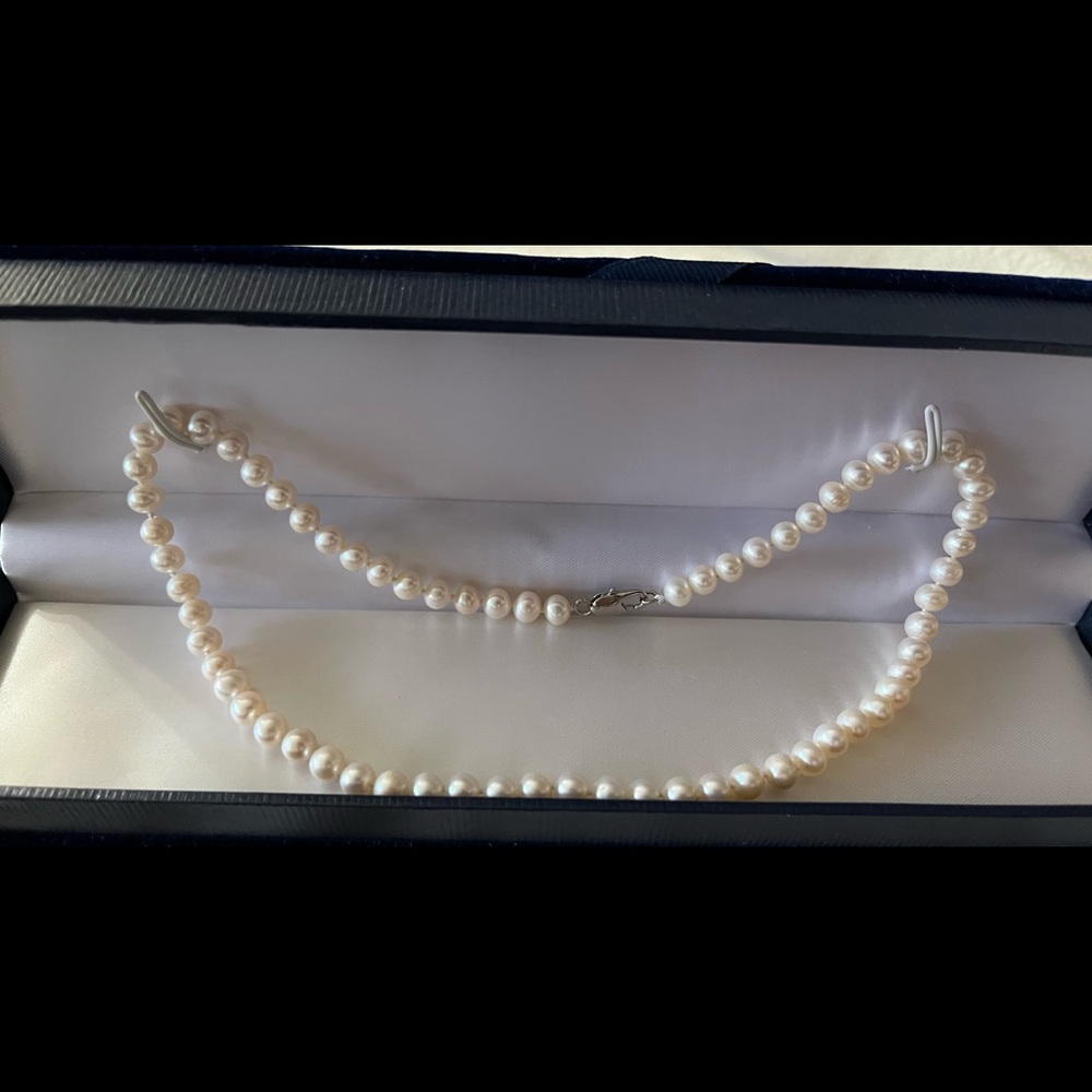 Freshwater 5mm pearl necklace
